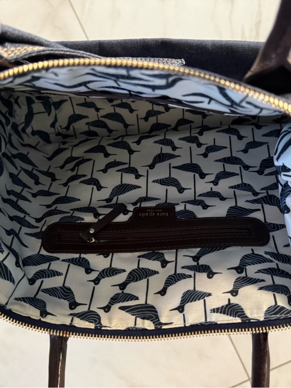 Kate Spade - Vintage Kate Spade - Denim Bow Tote Bag with Leather Handles. - Picture 3 of 4